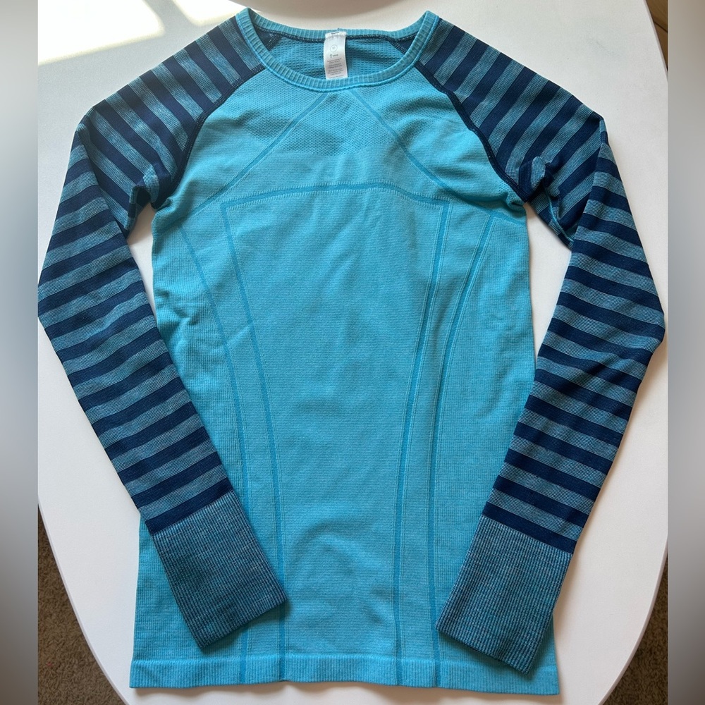 Ivivva Long Sleeve With Striped Arms Size 10